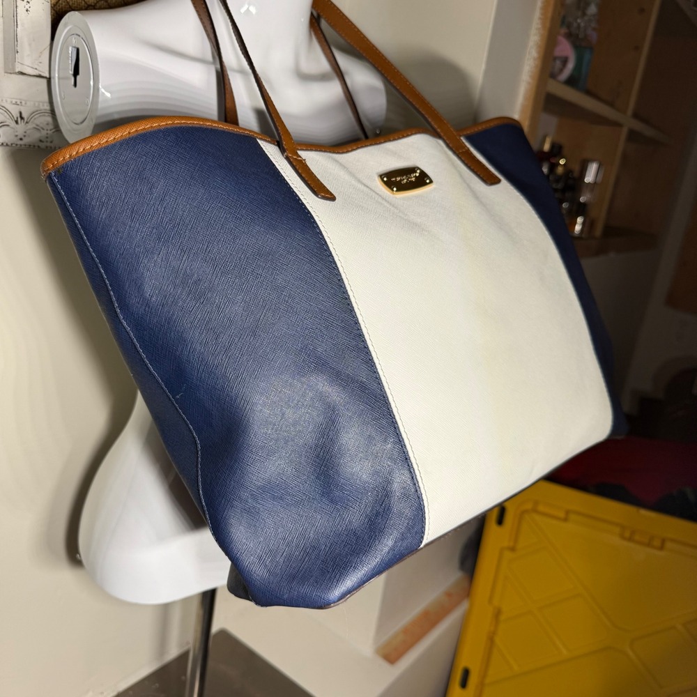 Michael Kors Navy White Colorblock Tote Bag - Picture 2 of 7